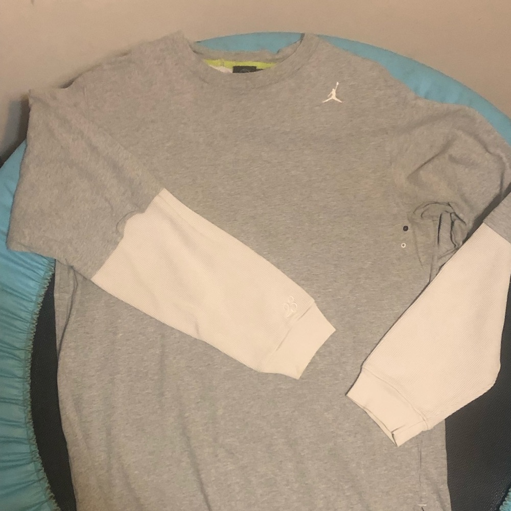 Sweat shirt